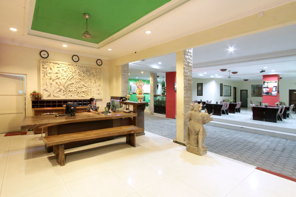Green Villas Hotel And Spa クタ エクステリア 写真